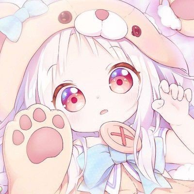 樊振东手捧MVP奖杯自拍